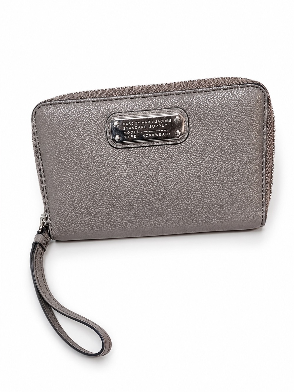 Marc by Marc Jacobs Gray Pebbled Leather Zip Wristlet Wallet | Silver
